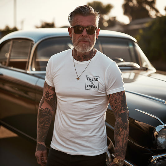 Freak - small - Premium Organic Shirt